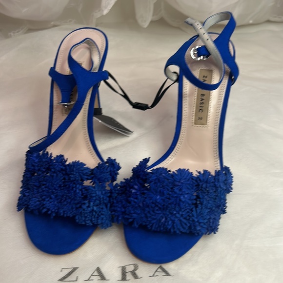 Zara suede Floral High Heel Sandals - Picture 7 of 10